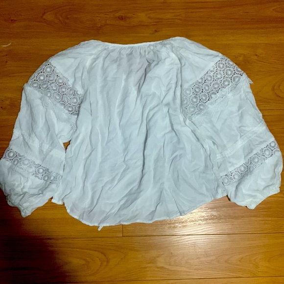 LUSH blouse size large - Picture 7 of 7